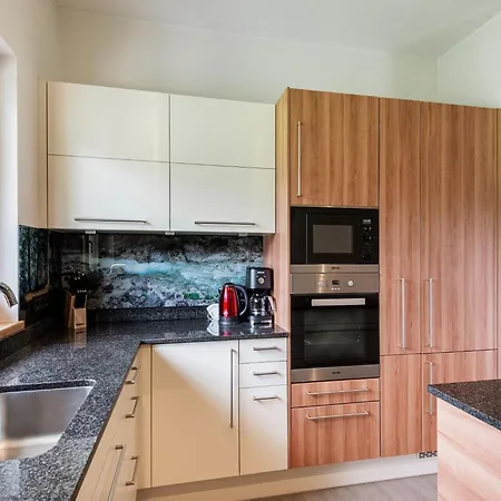 In Near Areas, Cleaning Included Apartman